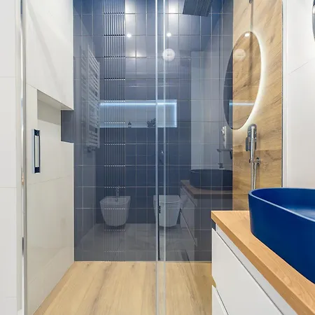Apartment Szafirowy 40 - Z Duzym Tarasem, Bezplatny Parking W Garazu Podziemnym, Winda